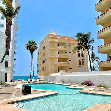 マサトランMarina Del Sol 402 Vista Al Marアパートメント エクステリア 写真