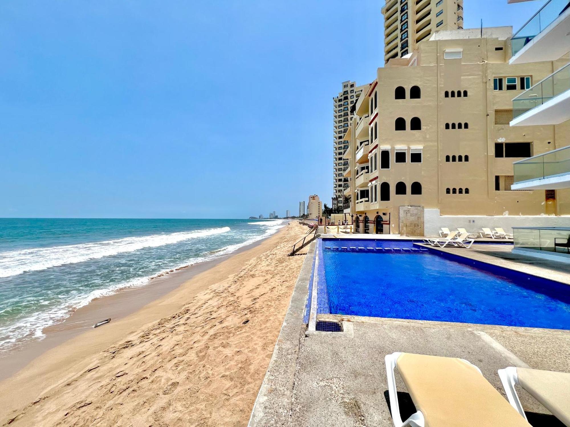 マサトランMarina Del Sol 402 Vista Al Marアパートメント エクステリア 写真