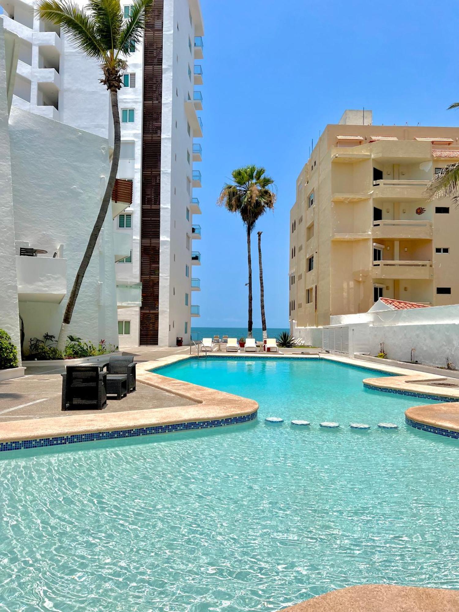 マサトランMarina Del Sol 402 Vista Al Marアパートメント エクステリア 写真