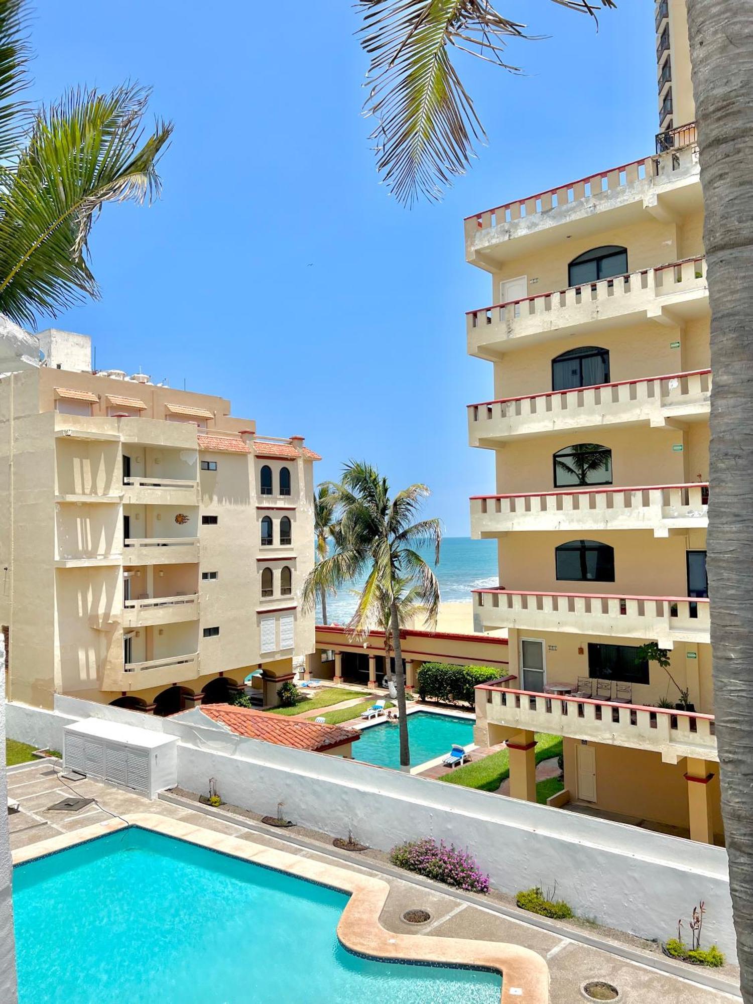 マサトランMarina Del Sol 402 Vista Al Marアパートメント エクステリア 写真